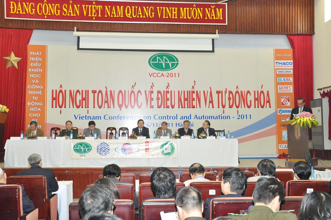 Năm 2011